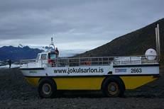 veh&iacute;culo anfibio en Jokulsarlon