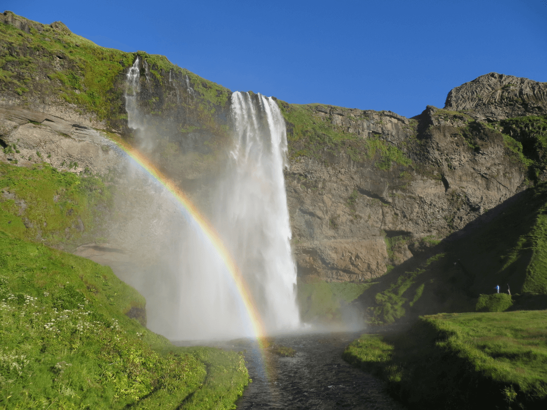 Cascada Seljalandsfoss, en el sur de Islandia