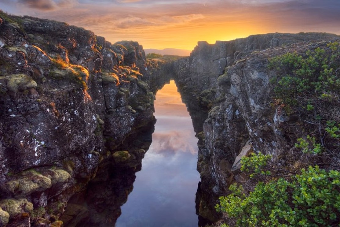 iceland-golden-circle-group-small-Laugarás-lagoon