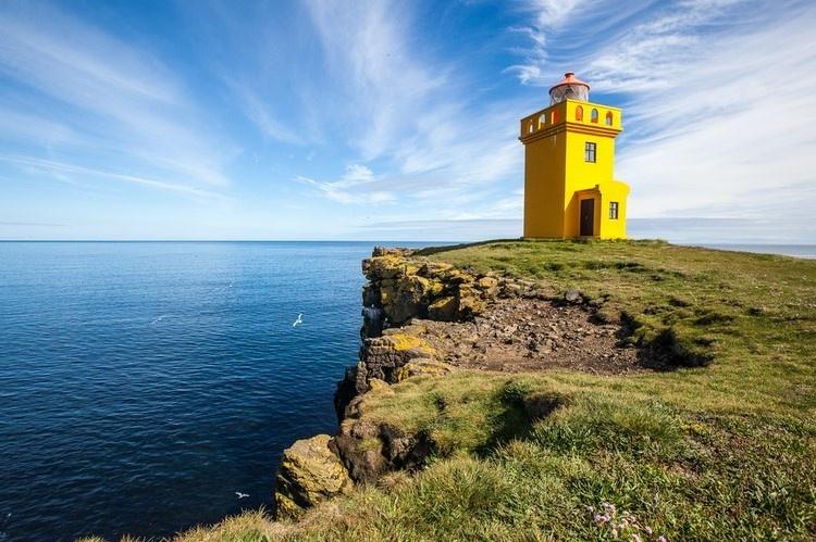 Vista del faro de la isla de Grímsey