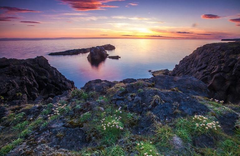 Costa de la isla de Grímsey, Círculo Polar Ártico