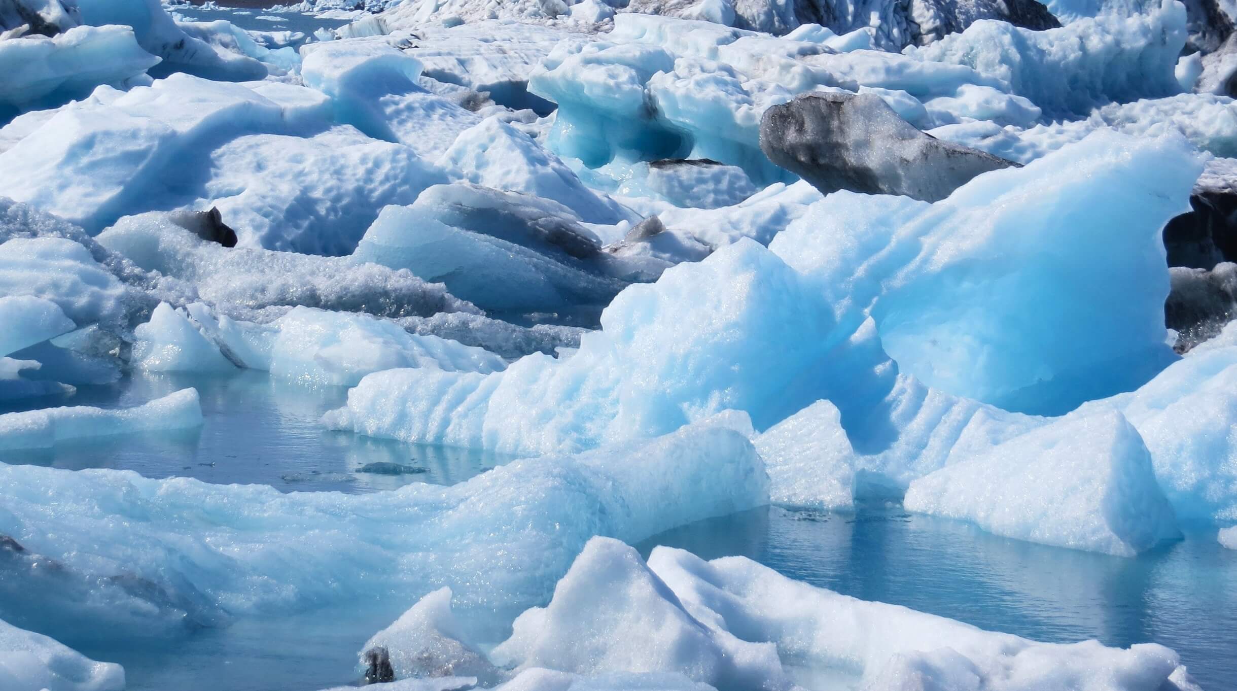 Jokulsarlon lagoon for best self drive tour in Iceland
