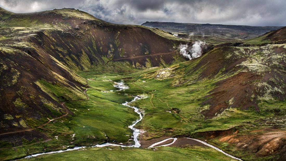 VOLCANO HELICOPTER TOUR IN ICELAND