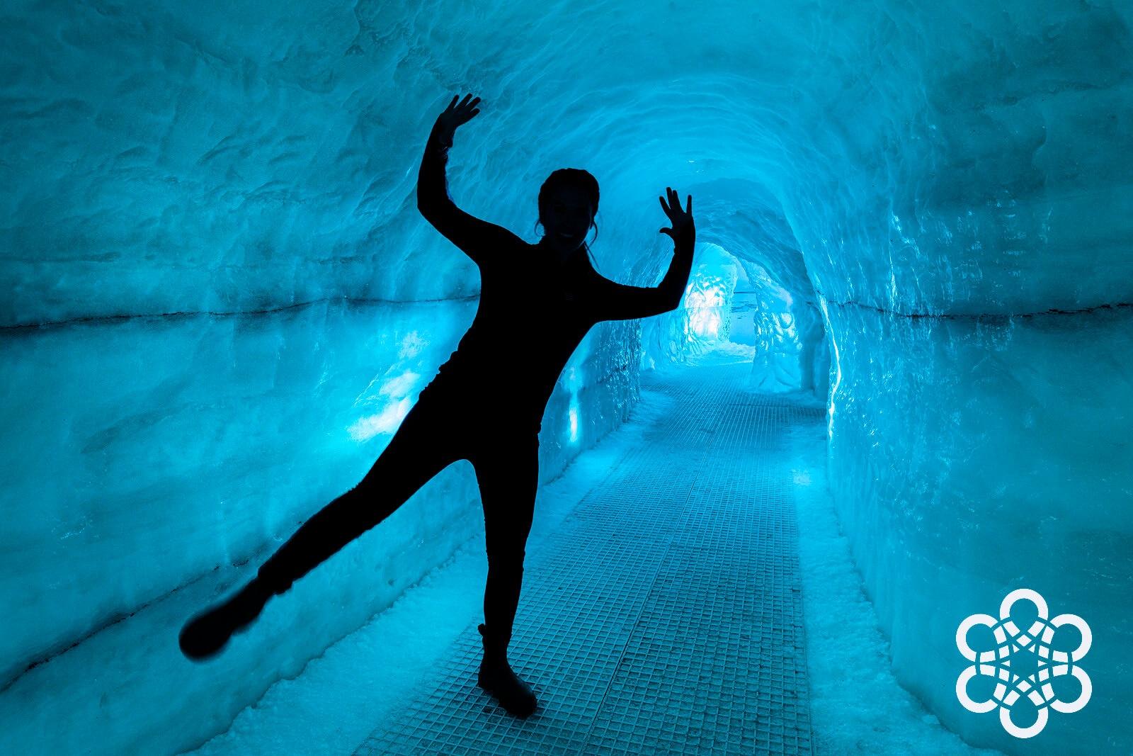 Cueva de hielo en el museo de Perlan en Reykjavík