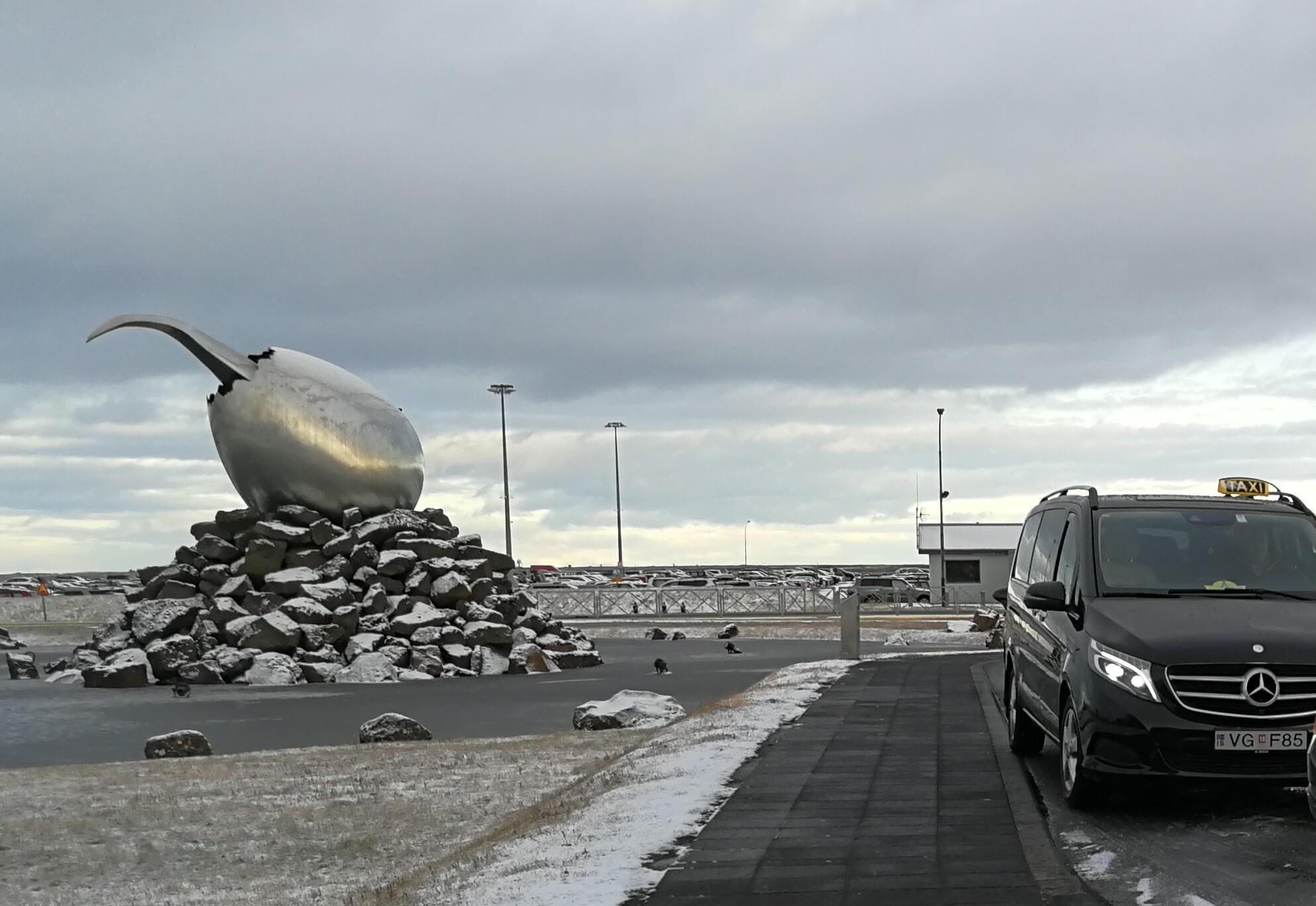Taxi en el aeroipuerto de Islandia