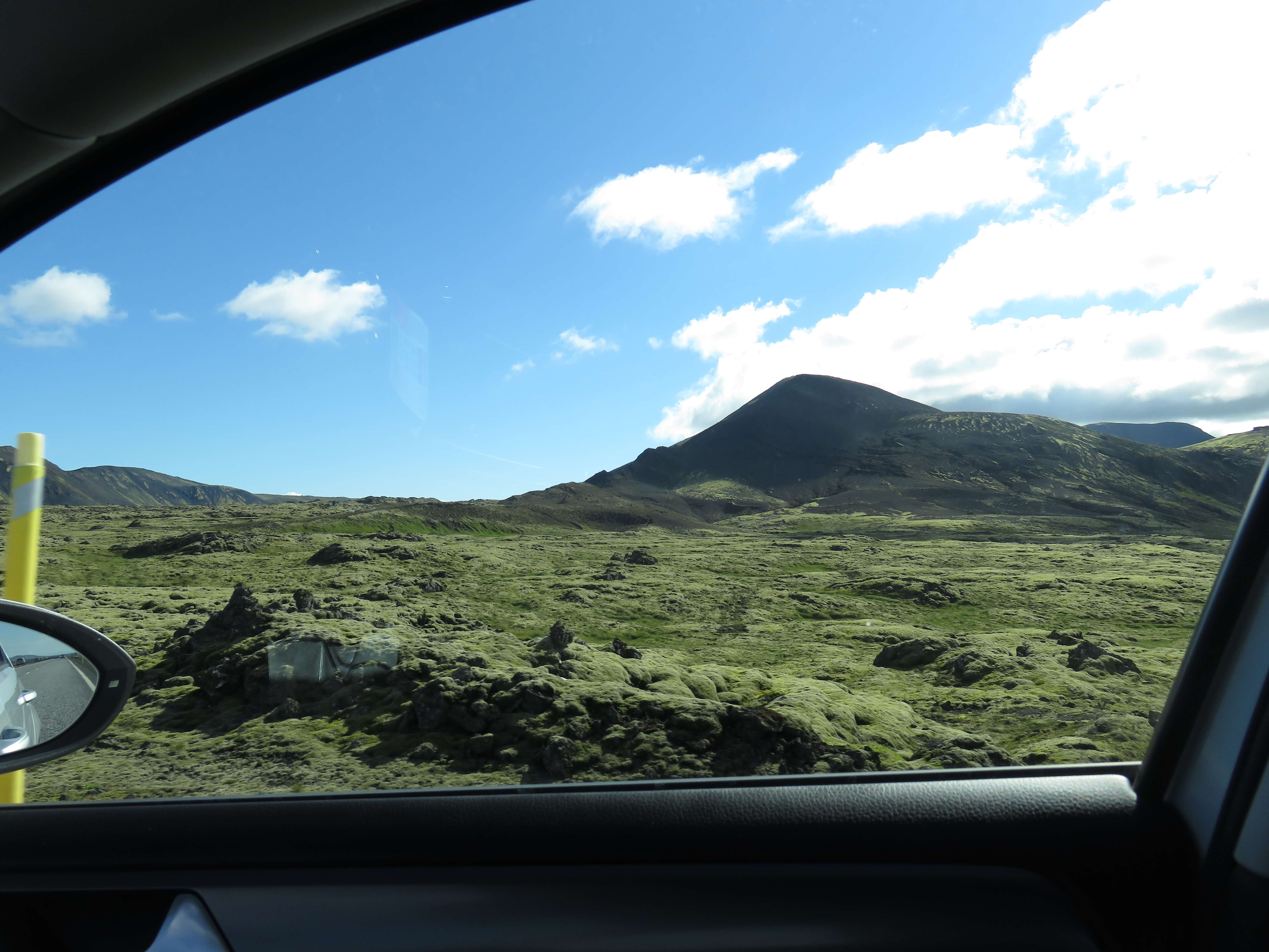 Taxi private transfer to eruption active Fagradasfjall in Iceland