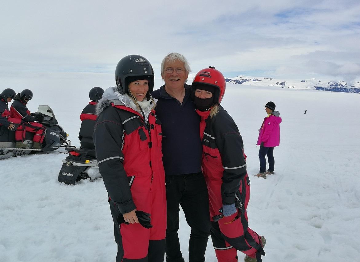Excursión de motos de nieve en el glaciar Vatnajökull