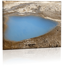 en coche por el Círculo dorado lago en Haukadalur